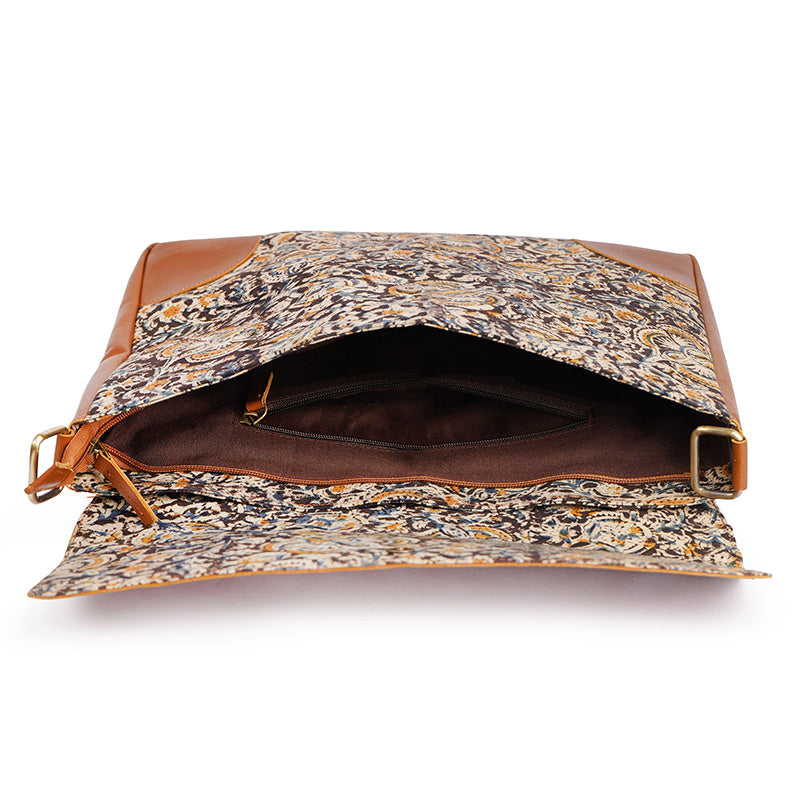 kalamkari laptop sleeve inside 